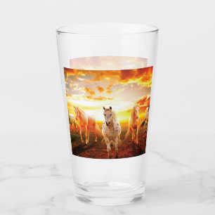 Paarden bij zonsondergang glas