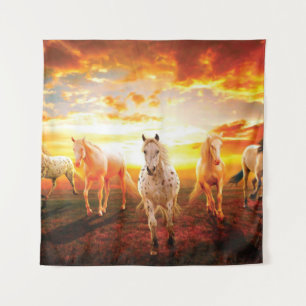 Paarden bij zonsondergang wandkleed