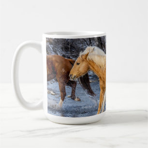 Paarden die de stroom oversteken koffiemok