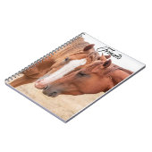 Paarden die in een weiland snuiven notitieboek (Linkerzijde)
