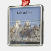 Paarden die in het water galmen metalen ornament (Links)