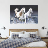 Paarden die lopen met kussens canvas afdruk (Insitu (Slaapkamer))