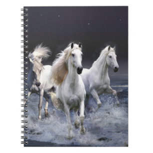 Paarden die lopen met kussens notitieboek
