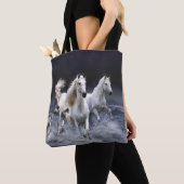 Paarden die lopen met kussens tote bag (Dichtbij)