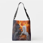 Paarden die vechten in een slecht bliksemstorm crossbody tas (Achterkant)