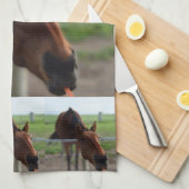 Paarden die voor een wortel uitkomen, theedoek (Quarter Fold)