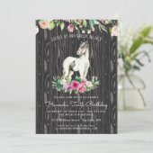  paarden en bloemen op Rustic Wood Birthday Kaart (Staand voorkant)