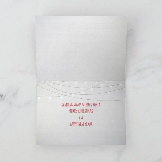 paarden en retrorode vrachtwagen in rustige ruit kaart (Binnen)