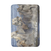 Paarden galopperen in het water badmat (Voorkant Verticaal)