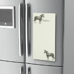 Paarden gepersonaliseerd magnetisch notitieblok<br><div class="desc">Jouw naam gekoppeld met een aantal mooie  paarden op een weidegroene achtergrond. Ontwerp aangepast van Pearson Scott Foresman afbeeldingen uit het schoolboek gedoneerd aan het publieke domein.</div>
