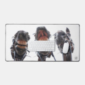 Paarden in de mond gekeken. 3 paarden lachend. bureaumat (Keyboard & Muis)