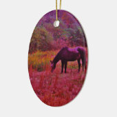 Paarden in een kaleidoscoop gekleurd veld keramisch ornament (Links)