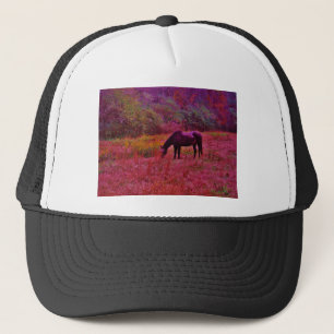 Paarden in een kaleidoscoop gekleurd veld trucker pet