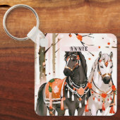 Paarden in een rood bos aangepaste naam sleutelhanger (Voorkant)