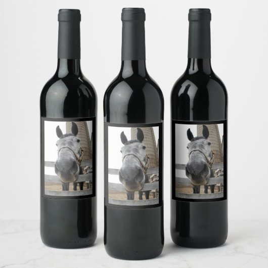 Paarden in het Boerderij Wijn Etiket (Flessen)
