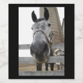 Paarden in het Boerderij Wijn Etiket (Enkel label)