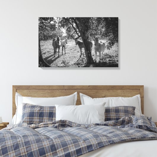 Paarden in het veld canvas afdruk (Insitu (Slaapkamer))