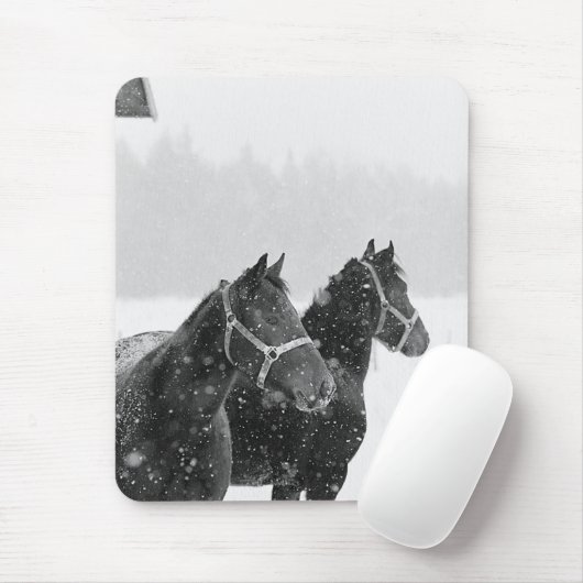 Paarden in Snowfall Muismat (Met muis)