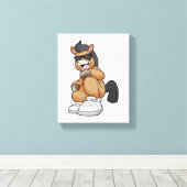 Paarden met grote schoenen canvas afdruk (Insitu (Houten vloer))