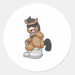 Paarden met grote schoenen ronde sticker
