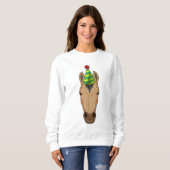 Paarden met pet van een partij trui (Voorkant volledig)