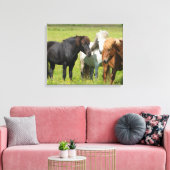 Paarden op de Ranch, Zuid-IJsland Canvas Afdruk (Insitu (Woonkamer))