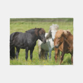 Paarden op de Ranch, Zuid-IJsland Fleece Deken (Voorkant (Horizontaal))