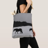 Paarden op sneeuw stcnm tote bag (Dichtbij)