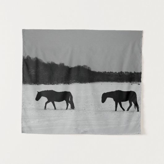 Paarden op sneeuw wtcna wandkleed (Voorkant (horizontaal))