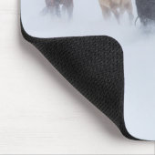 Paarden rennen door de sneeuw muismat (Hoek)