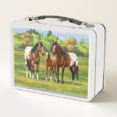 Paarden van de bruine baai Appaloosa in de zomerpe (Achterkant)