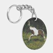 Paarden van verf die in het veld Bloemen lopen Sleutelhanger (Voorkant Links)