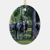 Paarden verven in de bomen keramisch ornament (Rechts)