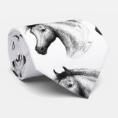 Paarden: wit stropdas (Opgerold)