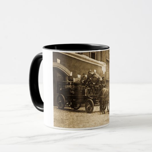 Paardengetrokken brandweermotor  mok (Voorkant links)