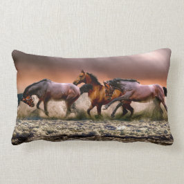 Paardenlovers Wilde Paarden op het strand Kussen