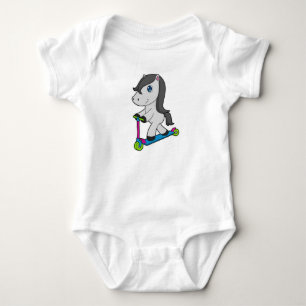 Paardenscooter Romper
