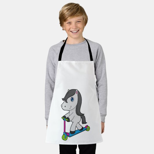 Paardenscooter Schort (Gedragen)