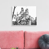 Paardenstandbeeld van Louis XIV Canvas Afdruk (Insitu (Woonkamer))