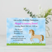 Paardenverjaardag uitnodiging voor meisjes (Staand voorkant)