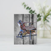 Paardenzadels op korraalhek Western Briefkaart (Staand voorkant)