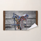 Paardenzadels op korraalhek Western Handdoek (Handdoek)