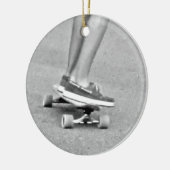 Paardrijden op het longboard keramisch ornament (Links)