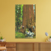 Paardse lading onder een reuzenroodbaars canvas afdruk (Insitu (Woonkamer))