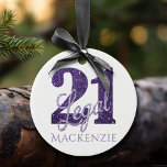 Paars 21 en Juridisch | Chic 21st Birthday Custom Keramisch Ornament<br><div class="desc">21 zijn en eindelijk legaal zijn is een enorme mijlpaal! Dit glam grunge-geïnspireerde "21 en Juridische"verjaardagsthema kenmerkt een faux glitter met manuscriptbekleding voor de perfecte manier om het evenement te vieren en te memoriseren. Ga voor aanpassingen of andere kleuren naar JustFharryn @ Zazzle.com of neem contact op met de ontwerper...</div>