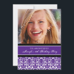 Paars Black Foto 18th Birthday Party Invitations Kaart<br><div class="desc">Aangepast Foto 18e verjaardag van de feestdag in een elegant donkerplum paars,  zwart en wit klassiek patroon van de bloemenvogel. Voeg jouw naam,  foto,  en partijdetails voor een unieke en stijlvolle 18de uitnodiging van de verjaardagspartij toe.</div>