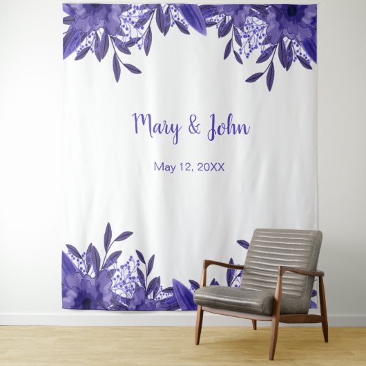 Paars Blauwe Bloemige Gebladerte Trouwfoto Achterg Wandkleed (In situ)