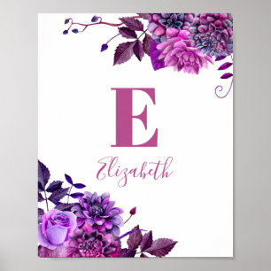 Paars bloemen. Naam meisje en monogram. Nursery Poster
