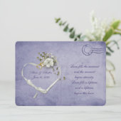 paars briefkaart met witte roos en linthart (Staand voorkant)