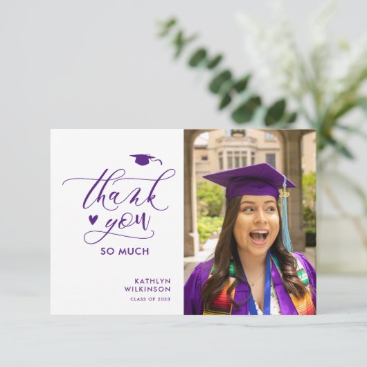 Paars Elegant Script Photo Minimalist Afstuderen Bedankkaart (Staand voorkant)